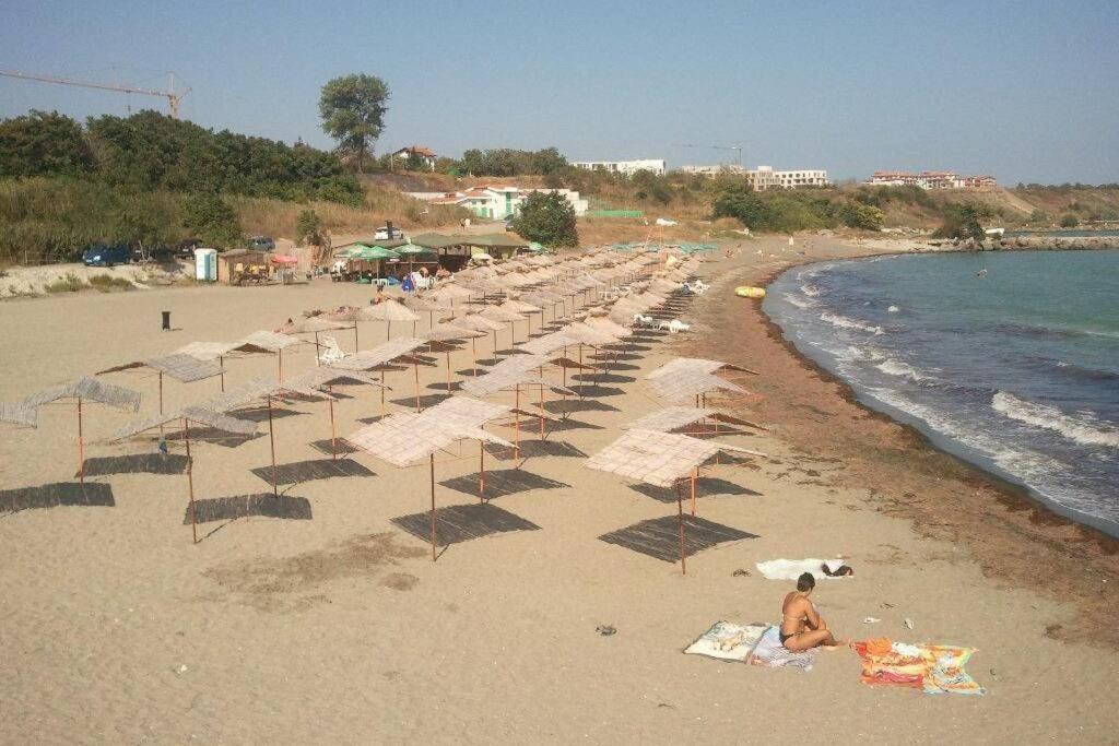 Seaview Apartment - Clara Sarafovo - 100M To Sea Μπουργκάς Εξωτερικό φωτογραφία